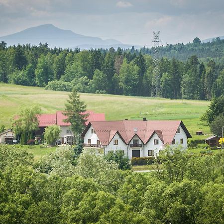 Stas-Przy Szkole Nr3 W Skawie Skawa Extérieur photo